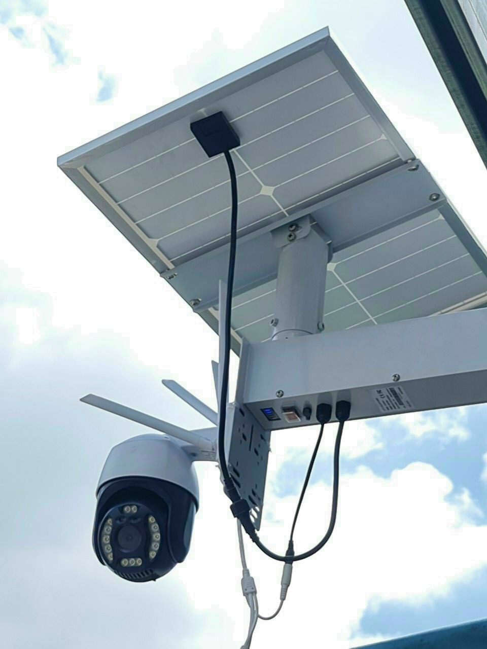Bộ Camera Solar NLMT lưu điện