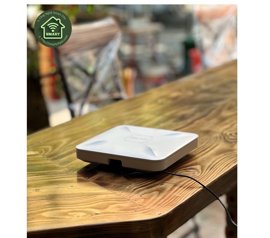 Thi Công Hệ Thống Camera và WiFi Ruijie Cho Quán Cafe Dạo 2